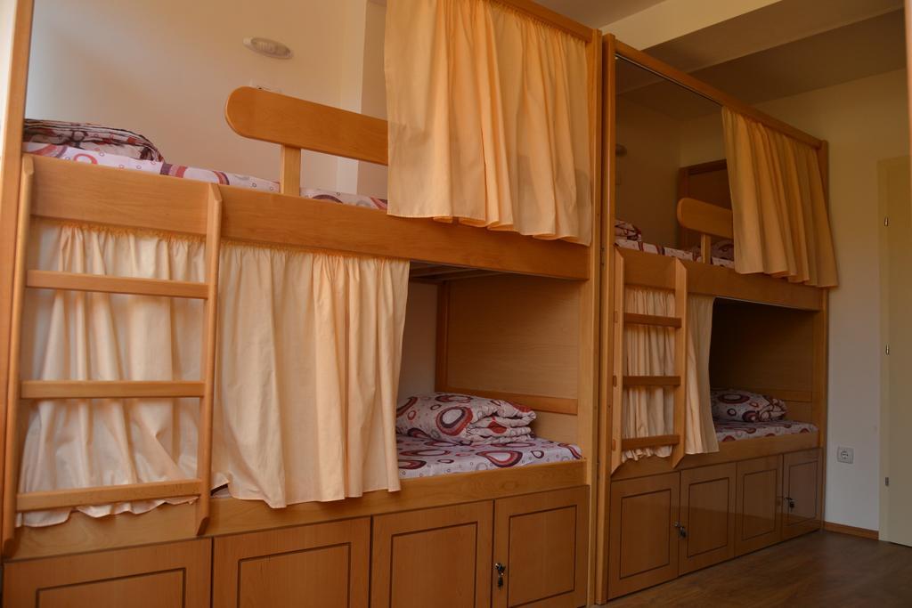Hostel Valentin 2 Skopje Phòng bức ảnh