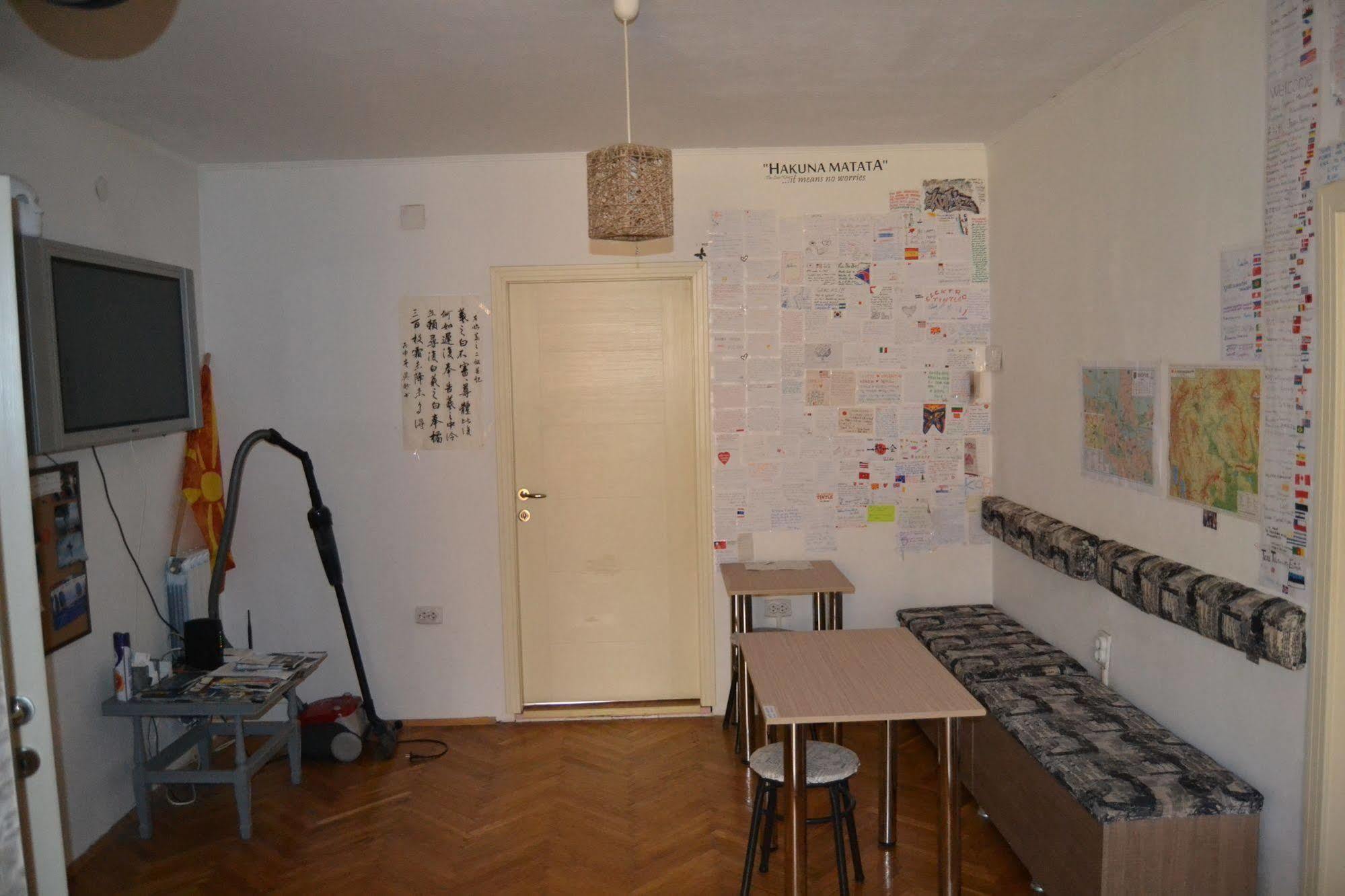 Hostel Valentin 2 Skopje Ngoại thất bức ảnh